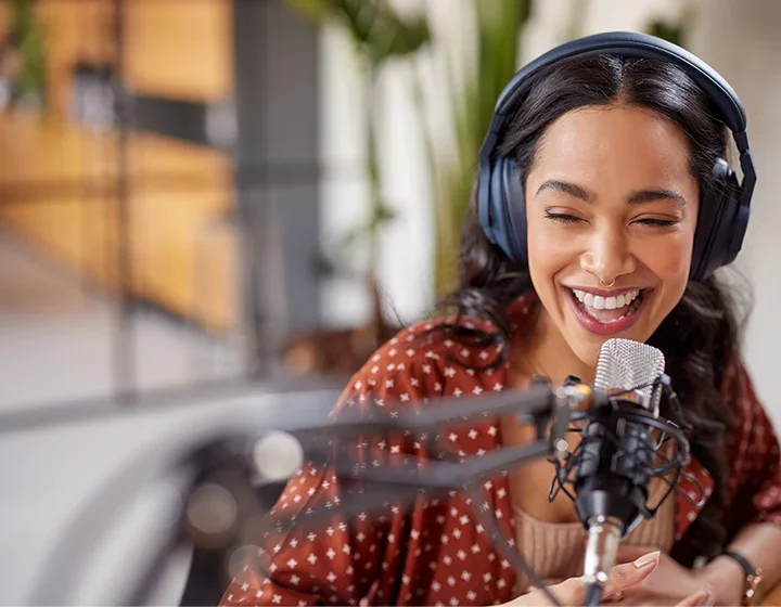 How to Build a Niche Podcast for Passive Income (Step-by-Step)
